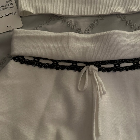 Set - Picture 6 of 9